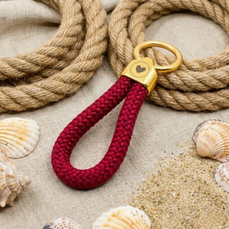 Elegant nautical-style keyrings – Discover them on Gecodart