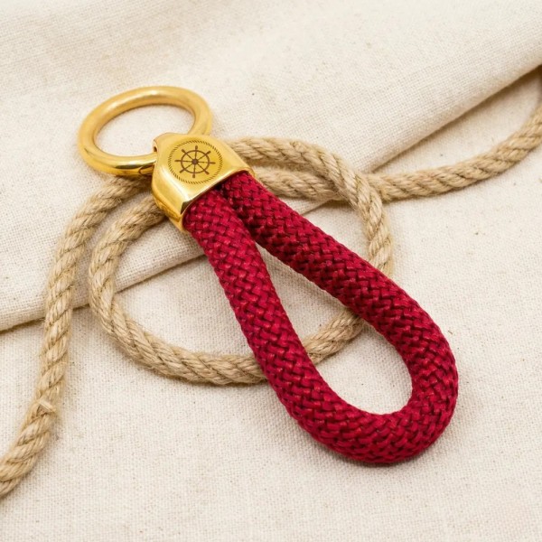 Rot – Eleganter Schlüsselanhänger im maritimen Stil